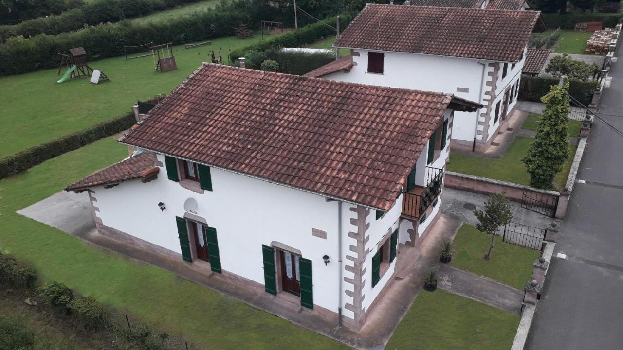 Lopenea Villa Garzáin Exterior foto